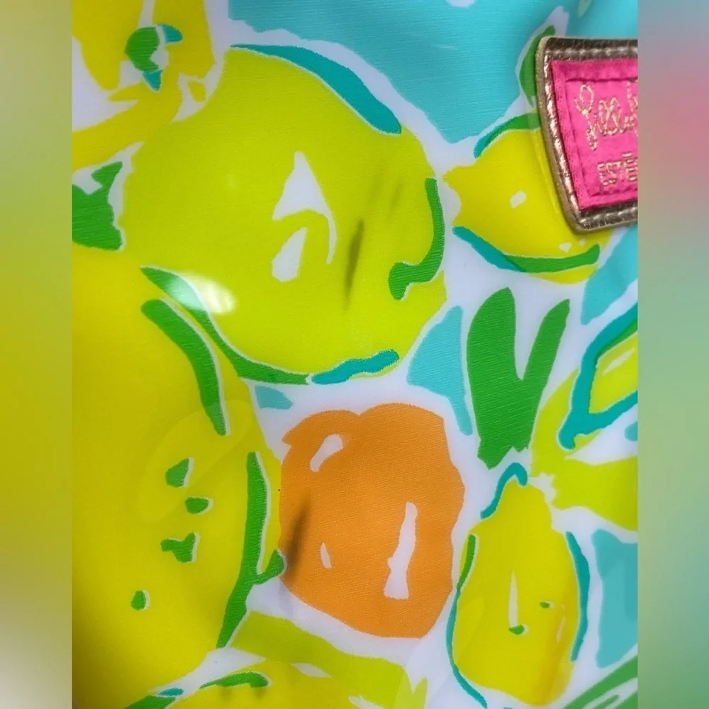 Lilly Pulitzer for Estee Lauder Vinyl Makeup Zip Bag
